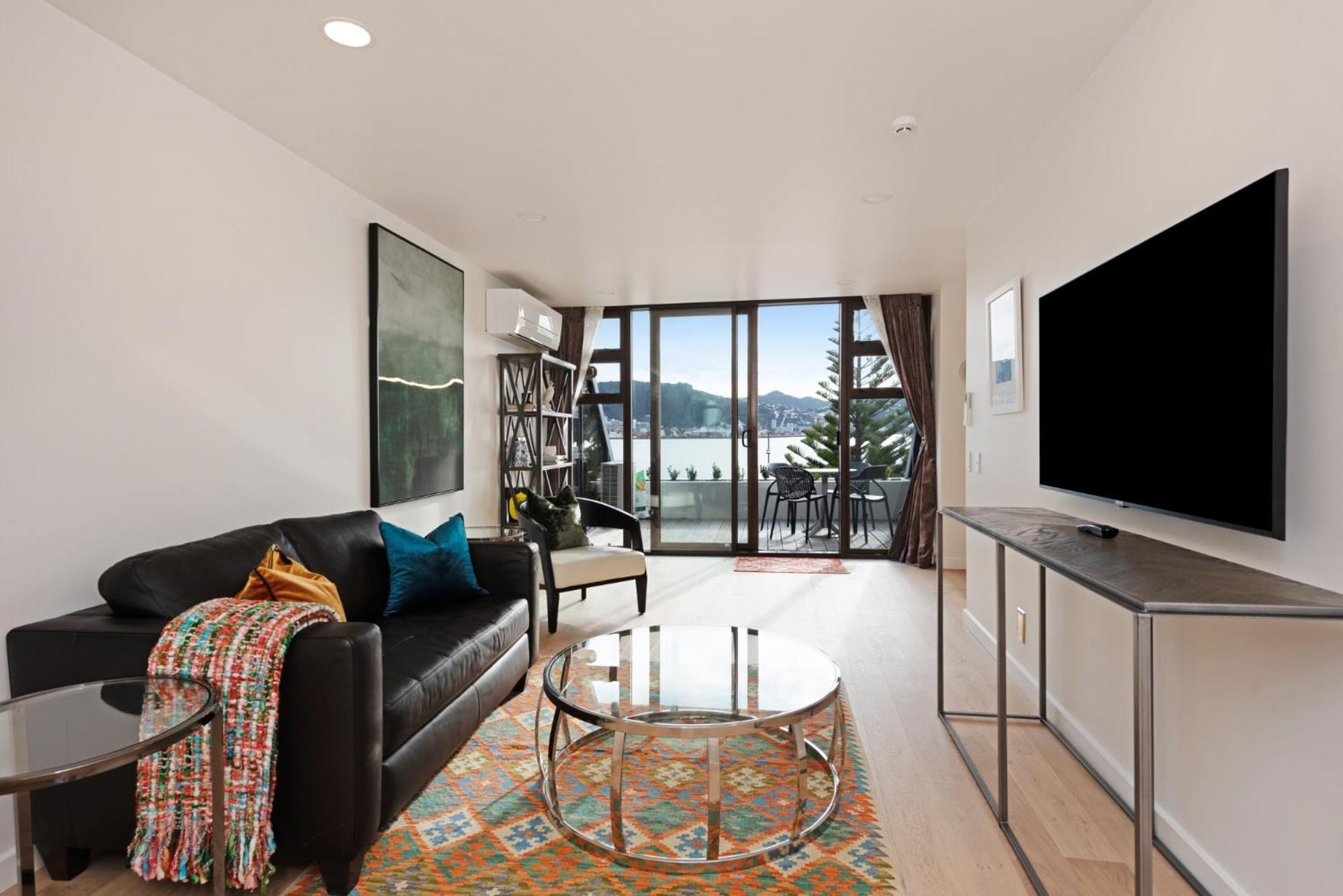Bay Suites - 328 Oriental Parade Wellington Dış mekan fotoğraf