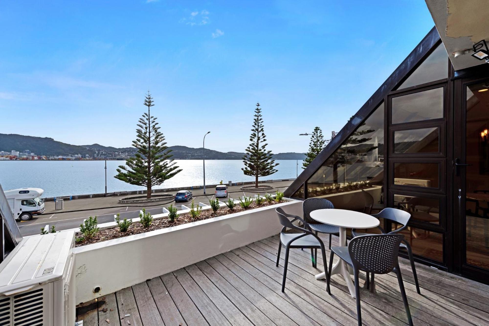 Bay Suites - 328 Oriental Parade Wellington Dış mekan fotoğraf